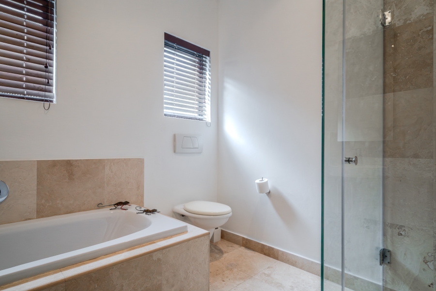 3 Bedroom Property for Sale in Oranjezicht Western Cape